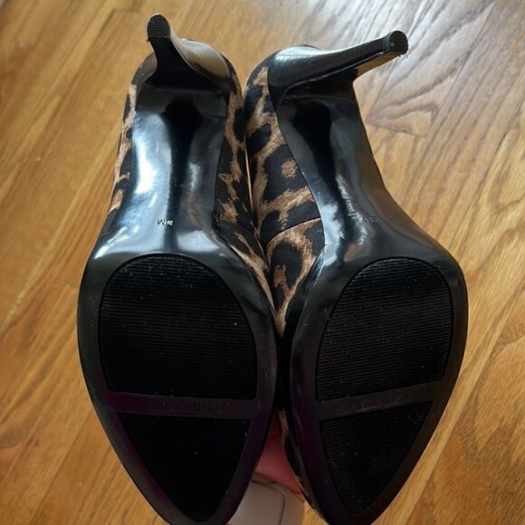 NINE WEST Leopard Faux Stiletto Platform Pumps- 8M - Picture 15 of 16